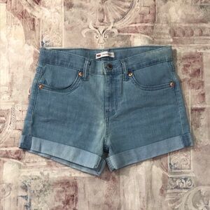 Levi's Jean Shorts Girlfriend Short Light Blue